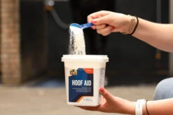 Cavalor Hoof Aid Jar 800gm -Sabandar Store Cavalor Hoof Aid Jar 800gm 3